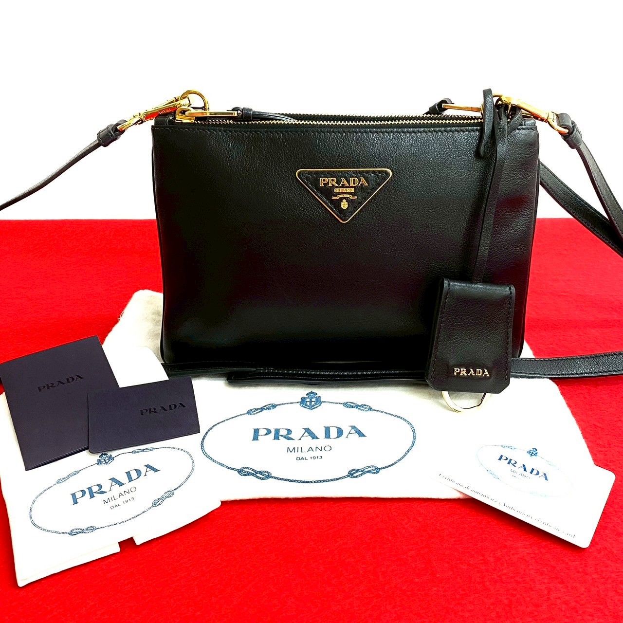 m59【美品】プラダ　三角ロゴ　ナイロン　ブルー　ショルダーバッグ　サコッシュ. Used PRADA プラダ ショルダーバッグ ミニ ナイロン