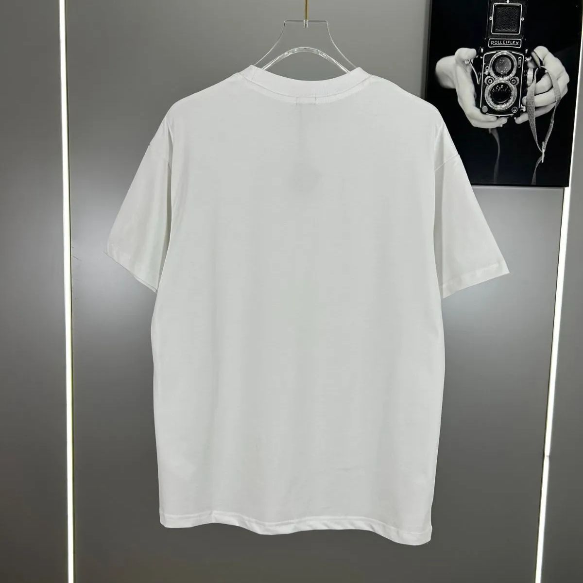 ロエベ クラフテッド・ワールド展 限定Tシャツ - メルカリ