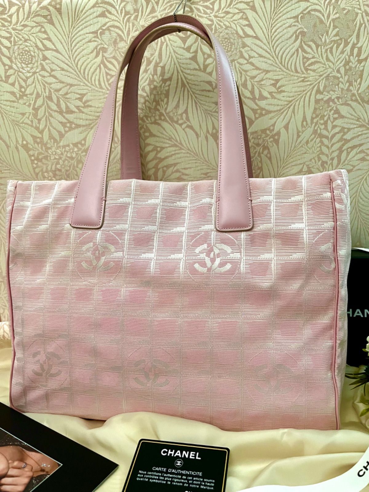 CHANEL シャネル ニュートラベルライン トートバッグMM ピンク - メルカリ