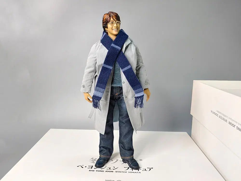 SALE中！ペ・ヨンジュン フィギュア 冬のソナタ Amazon.co.jp: 冬のソナタ ペ ヨンジュン フィギュア Ver.l