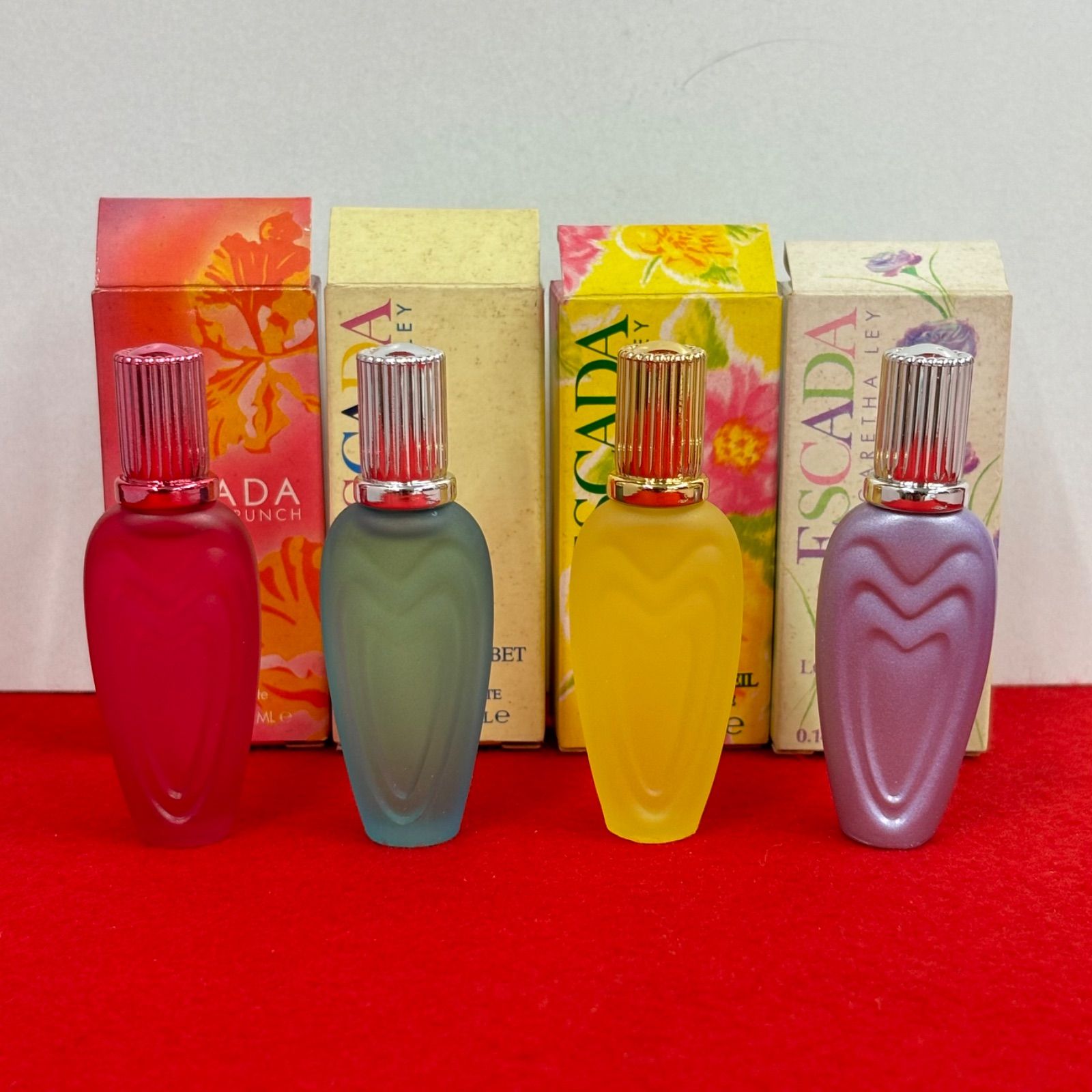 廃盤 激レア ESCADコフレットアニバーサリー エスカーダ ミニ香水 セット