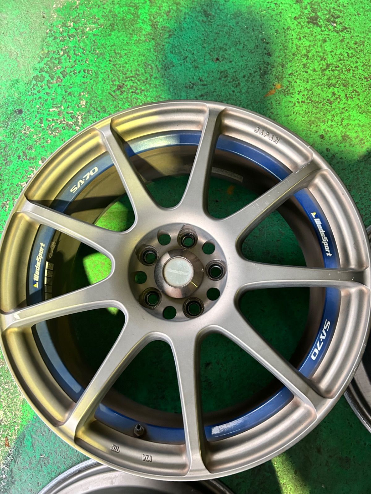 17インチ 8J  ウェッズスポーツ SA-70 WEDS SPORT SA-70 17inch 8J offset+32mm PCD114.3mm-5H 重量