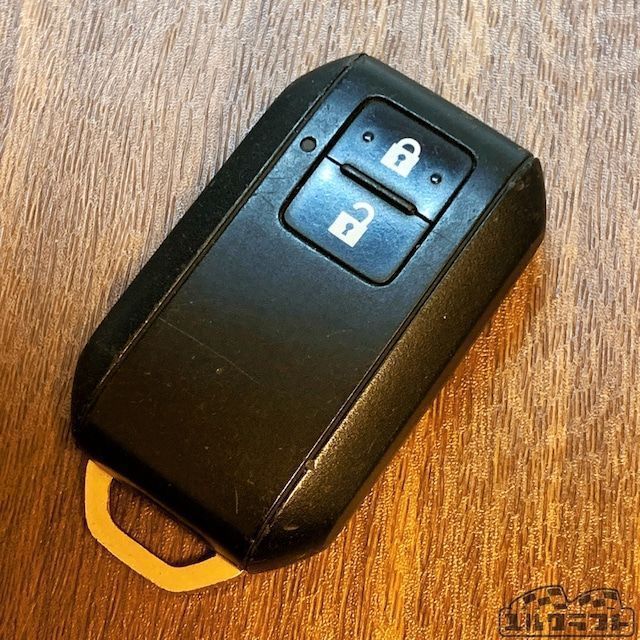 JB64JB74ジムニースマートキーケース　22グリルナチュラル（ライトベージュステッチ）　スマートキーケース　スマートキーカバー　レザースマートキーケース　ヌメ革