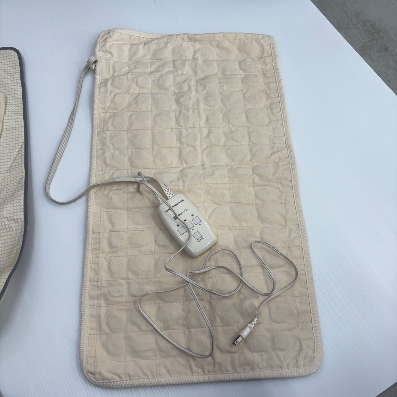 遠赤外線バイオ温熱美容器 只今体温上昇中