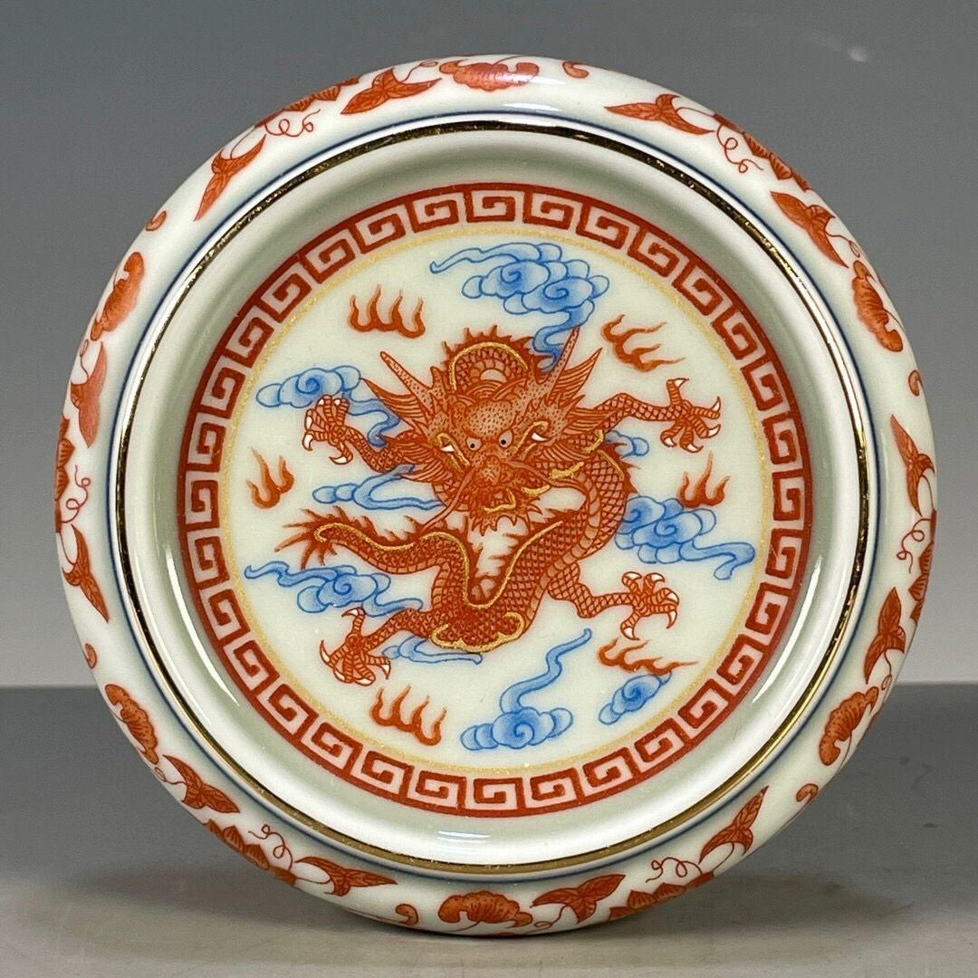 竜紋盤の彫刻  景徳鎮  陶磁器  現代工芸品 美術品 装飾品 置物 Amazon.co.jp: 五彩竜紋盤 装飾品 収集品 景徳鎮 陶磁器 工芸品
