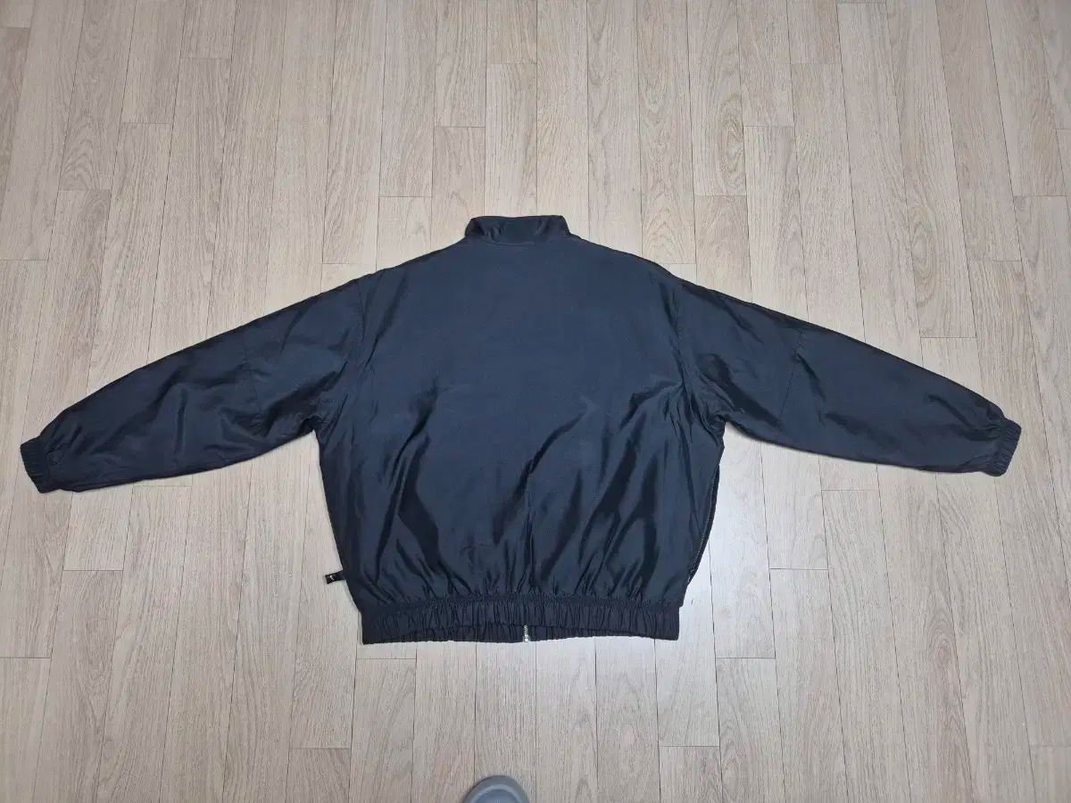 Nike(ナイキ） NRG ソロスウッシュ スウッシュ サテン ボンバー