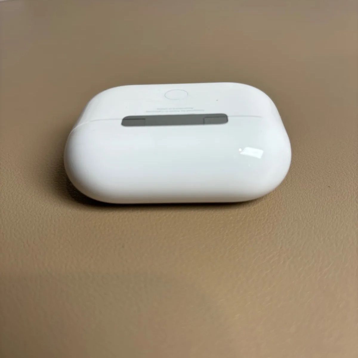 Apple Airpods MQD83J/A 未使用 第2世代 【ハンズクラフト宜野湾店】 Apple Airpods MQD83J/A 未使用 第2世代 【ハンズクラフト宜野湾店】 新品