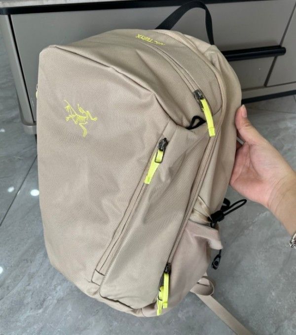 軽量スリム ロゴ