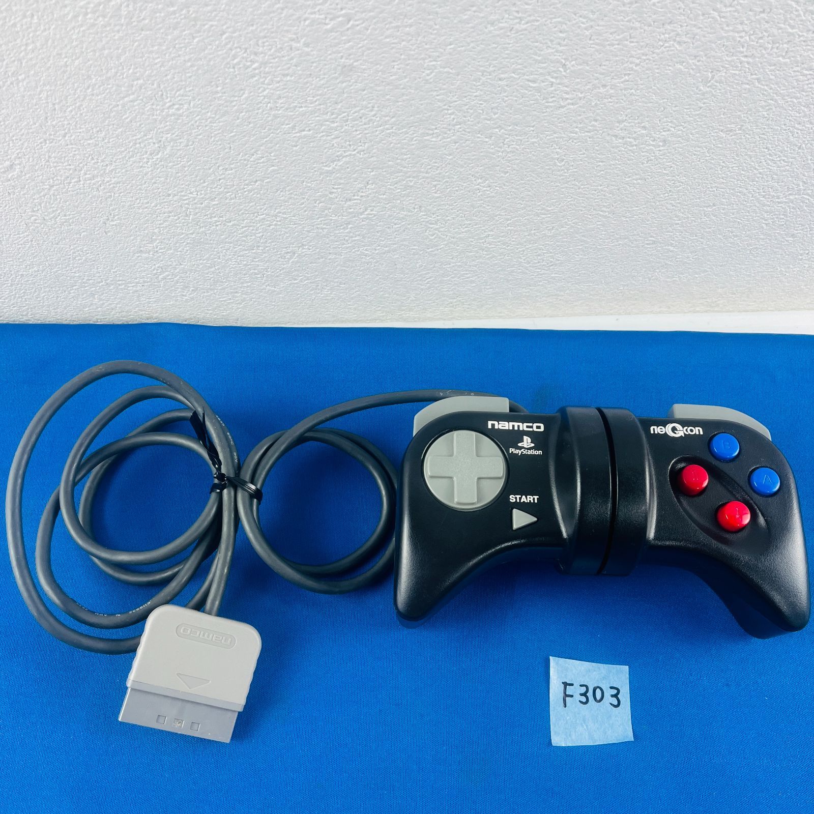 ナムコ ブラックネジコン PlayStation コントローラ（R4のオマケ付