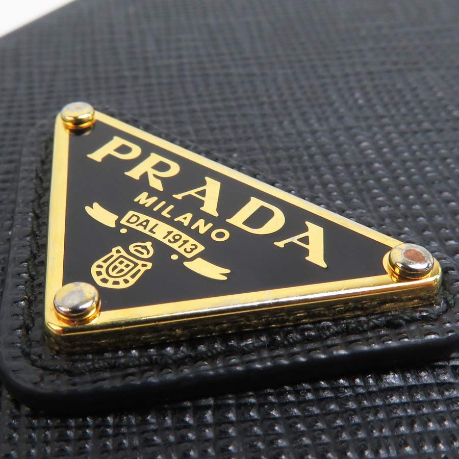 PRADA iPhone13