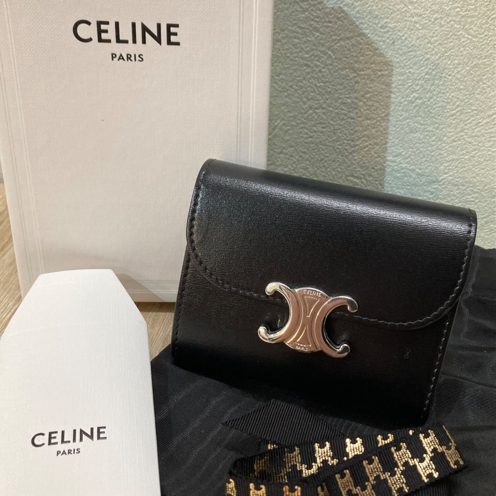 CELINE セリーヌトリオンフ三つ折り財布スモールウォレットブラックシルバー金具