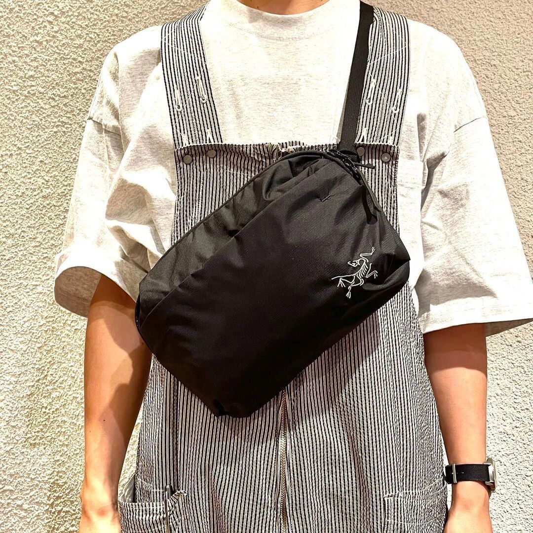 新品未使用アークテリクス ヒリアド 6 クロスボディバッグ ショルダー  