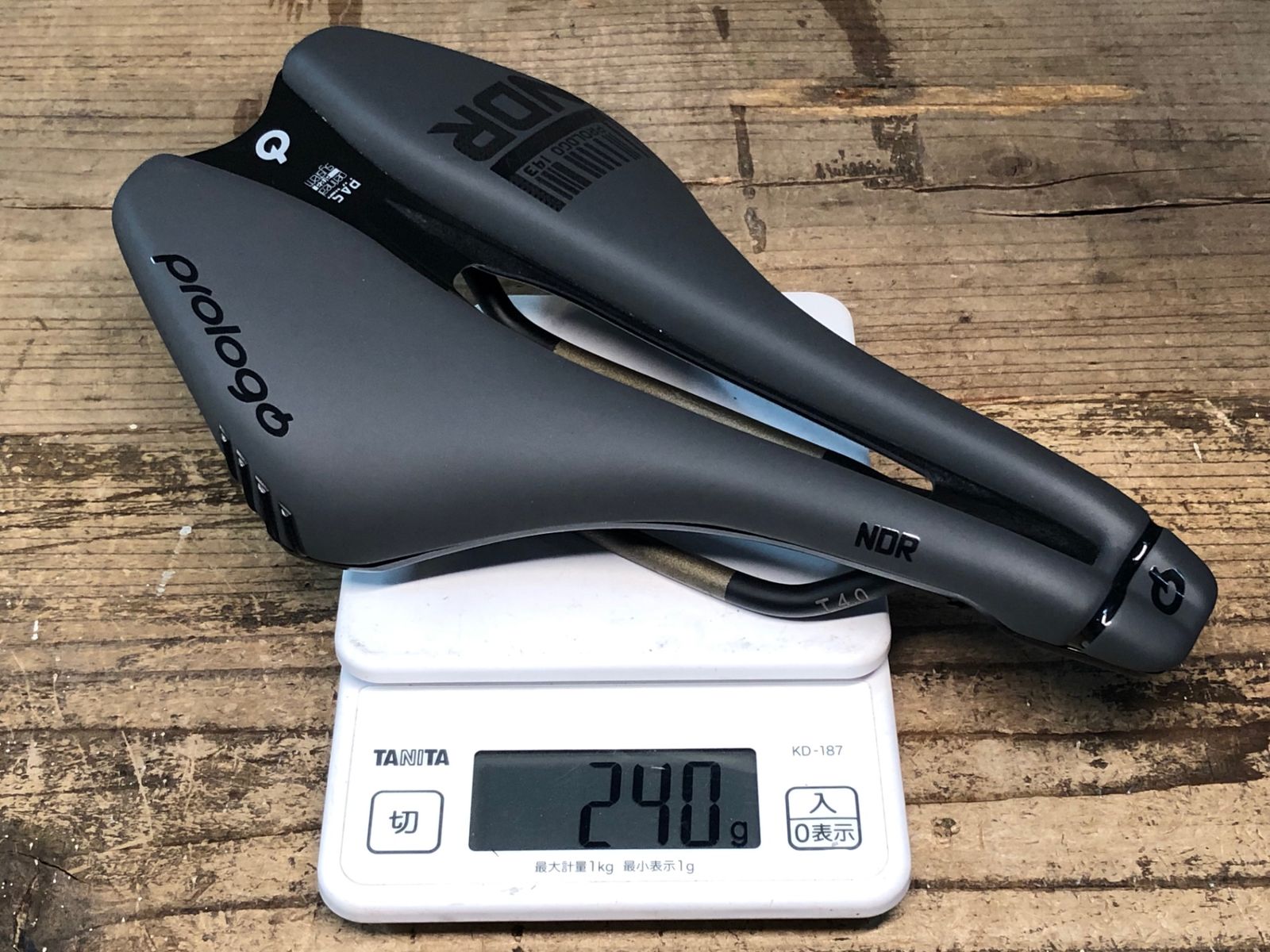 JB526 プロロゴ prologo DIMENSION NDR サドル グレー 143 T4.0