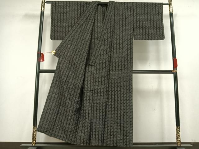 平和屋着物▽上質な紬　単衣　幾何学文　黒地　正絹　逸品　CAAW1338xi 平和屋着物▽上質な紬 単衣 幾何学文 黒地 正絹 逸品 CAAW1338xi