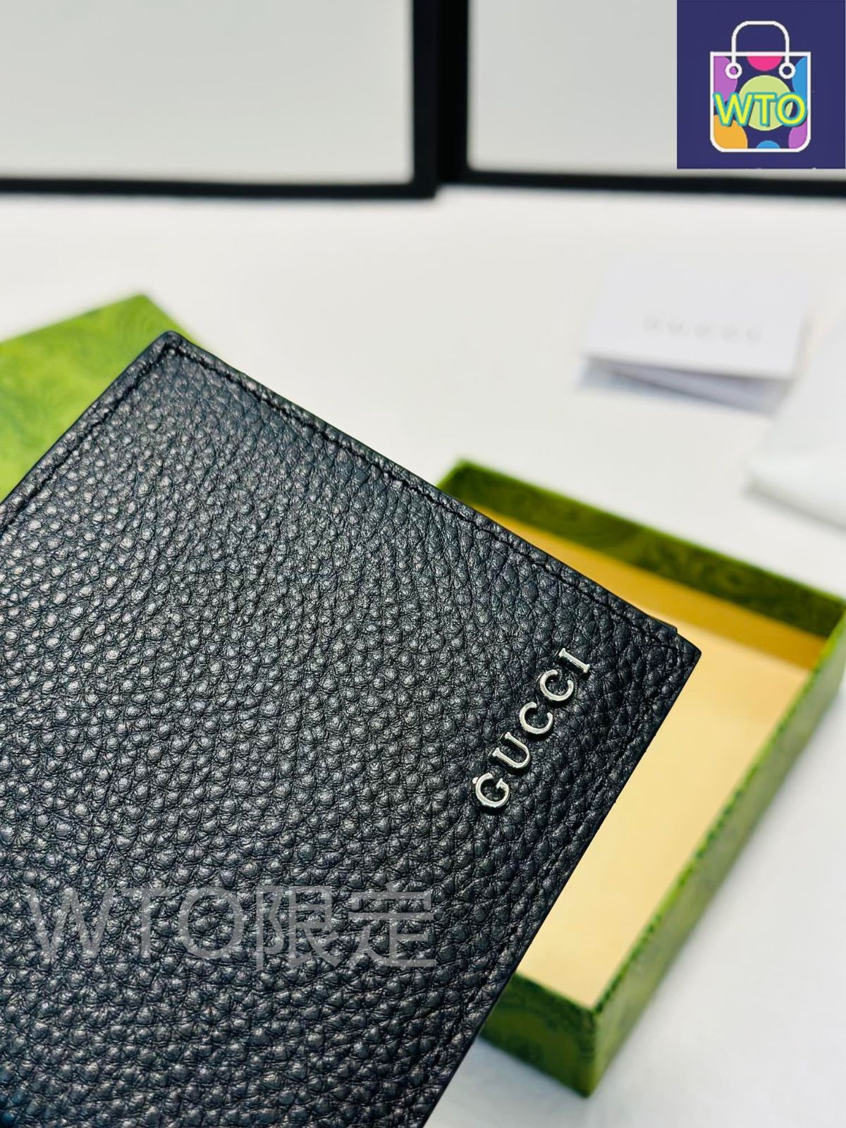 今日特価】GUCCI グッチ メンズ ブラック 12x10 ソフトレザー