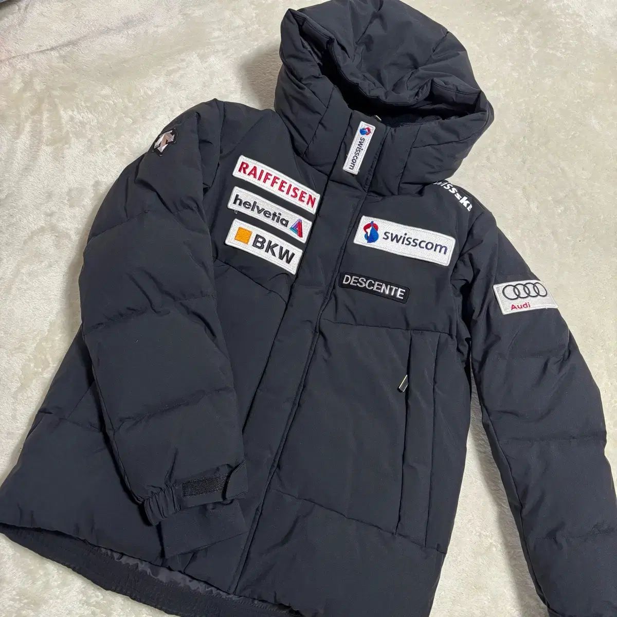 【雷市場（ポンジャン）商品韓国直送】 DESCENTE(デサント) キッズ 140 ダウン
