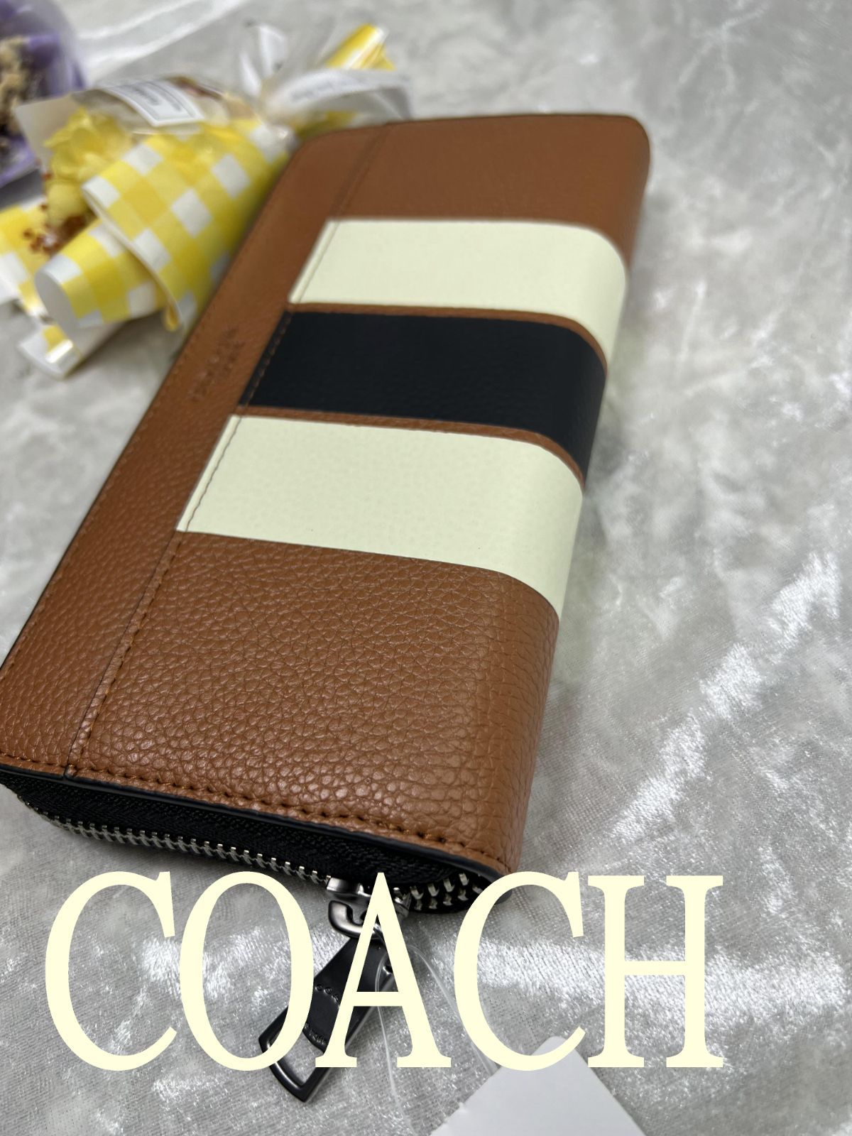 COACH 長財布 コーチ 財布 ヴァーシティ レザー アコーディオン ジップ 