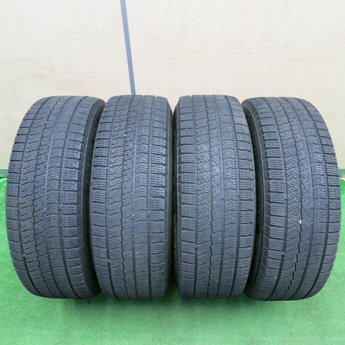 ブリヂストン ブリザック VRX2 215/70R15 98Q ■170 2本は送料込36000円/4本は送料込72000円 BRIDGESTONE BLIZZAK 215/70-15 【26310】 激安 215⁄70R15 ブリヂストン VRX2 スタッドレスタイヤ 4本
