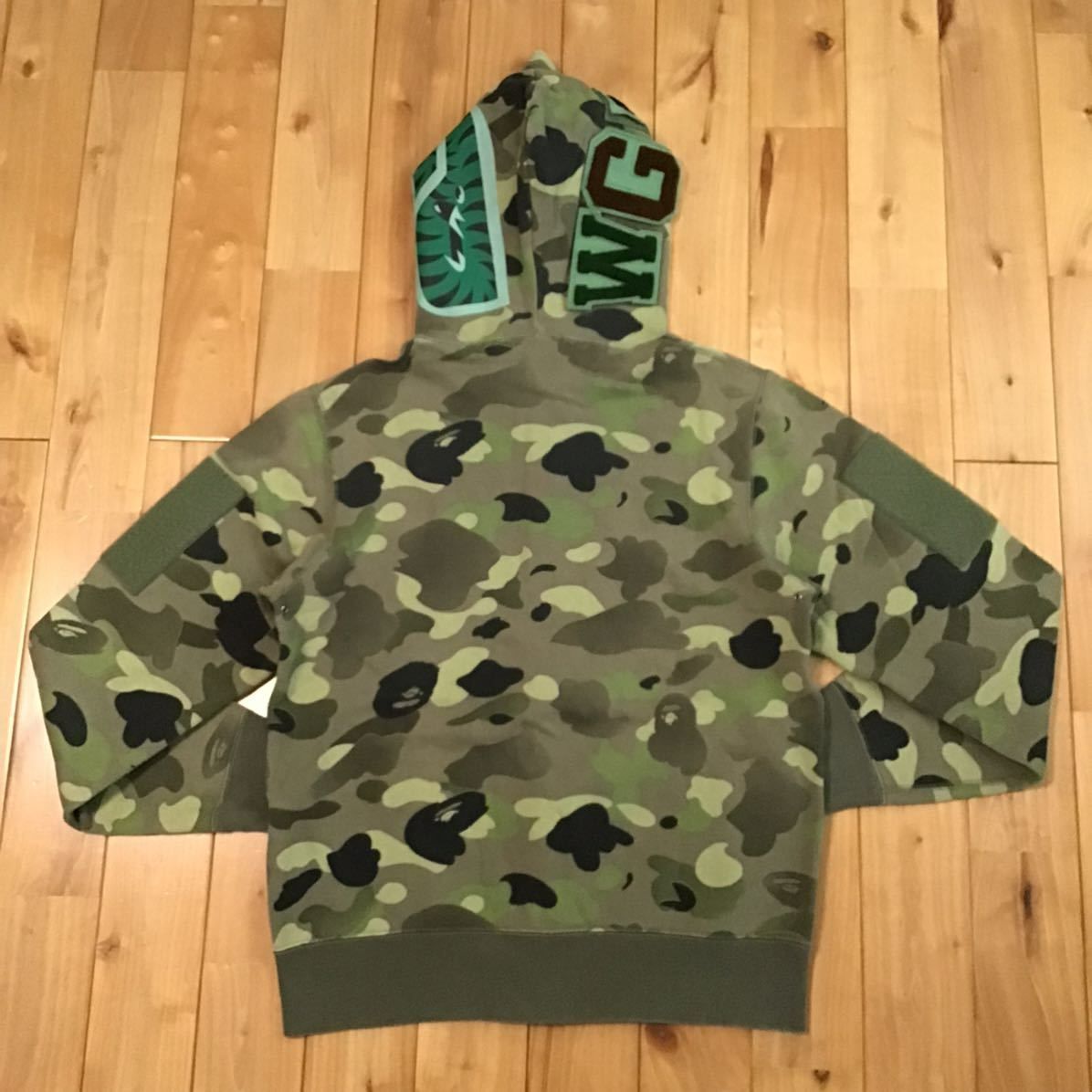 A Bathing ape GRADATION CAMO シャークパーカー | www.fleettracktz.com