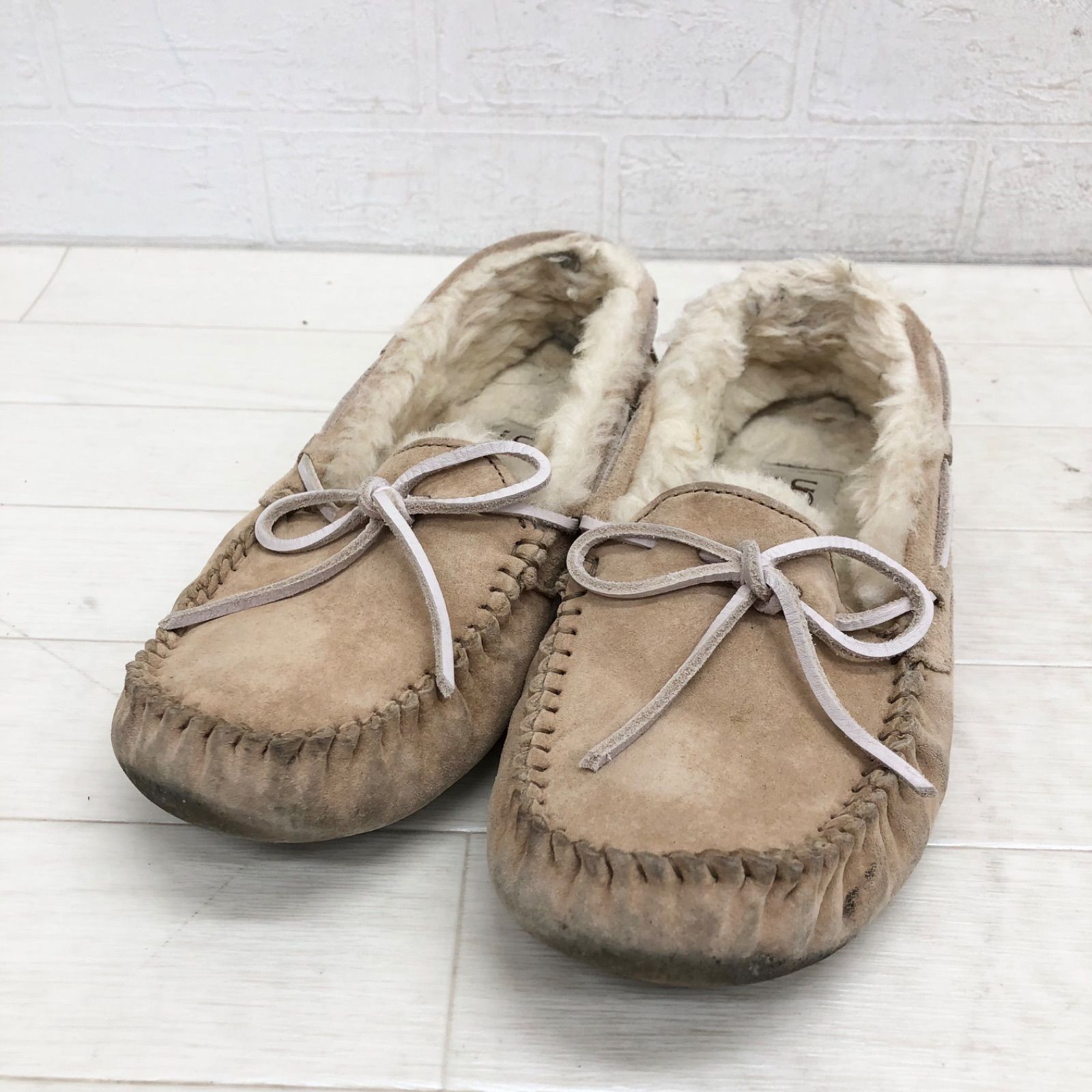 ま1〓 ④UGG アグ モカシン レディース サイズ23 ベージュ 靴