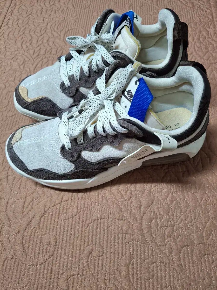 250 NIKE(ナイキ) ジョーダン バスケットシューズ スニーカー 4126