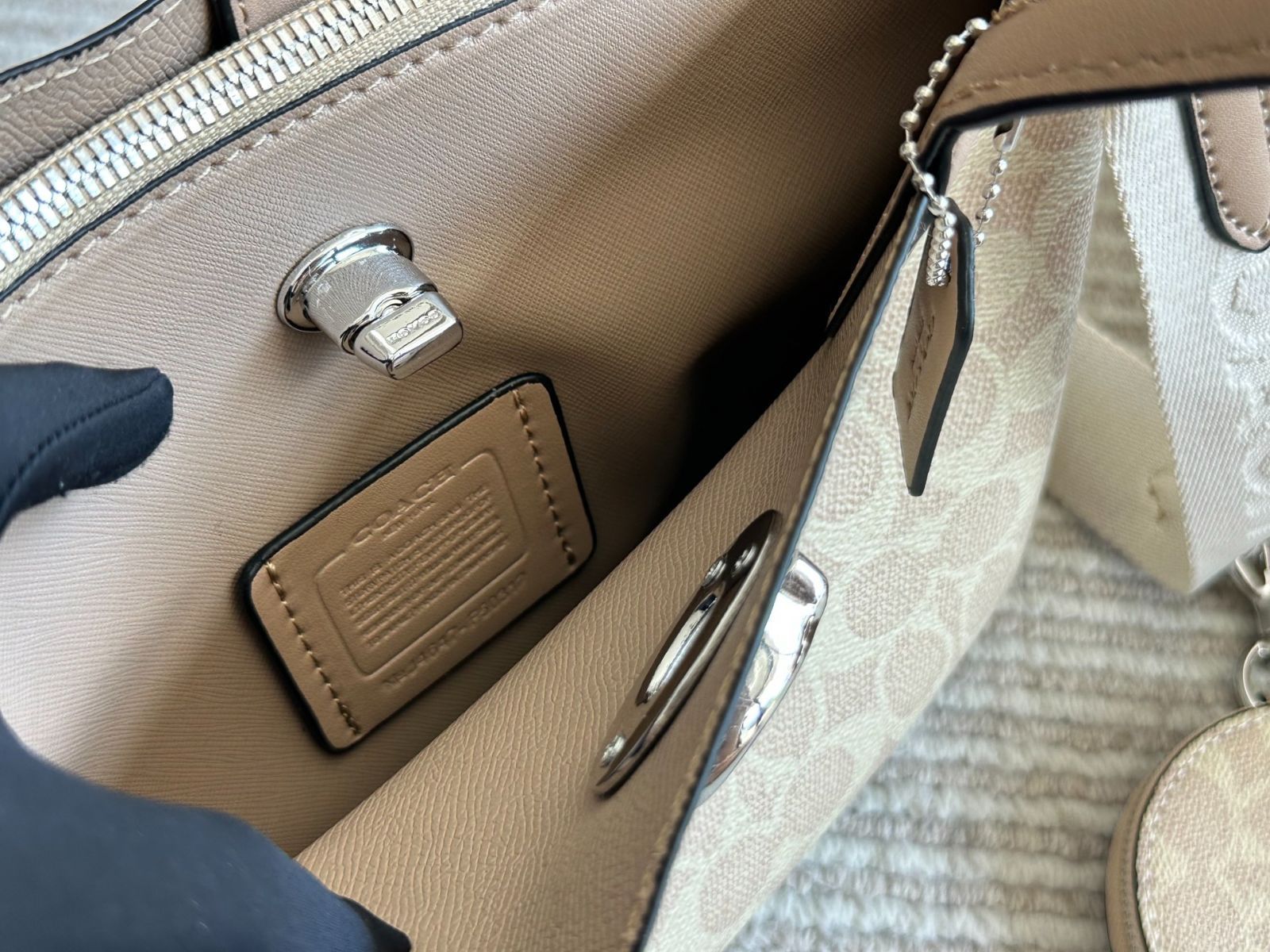 今日特価】Chic Coach Tote Bag - シックなコーチ トートバッグ