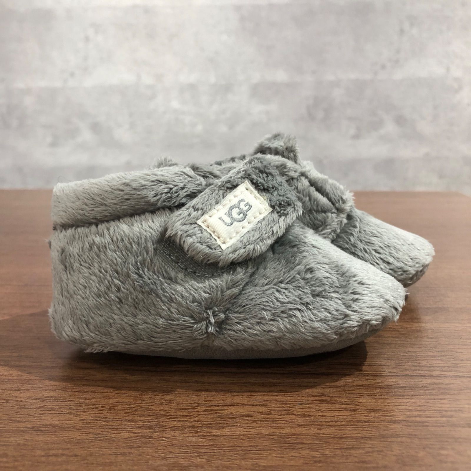 美品】UGG アグ ファーストシューズ ベビーシューズ グレー チャコール