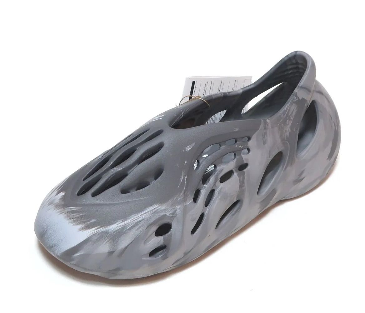 アディダス YEEZY FORMRUNNER 27.5 adidas(アディダス) / YEEZY FOAM RUNNER_イージー フォーム