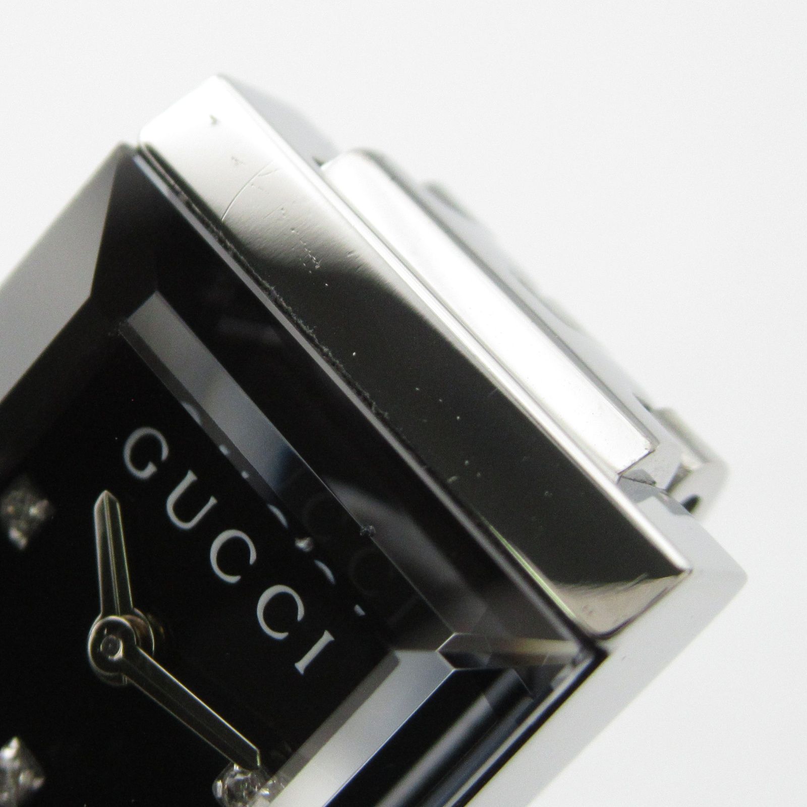 グッチ GUCCI 腕時計 Gフレーム 3Pダイヤ YA128507 ブラック