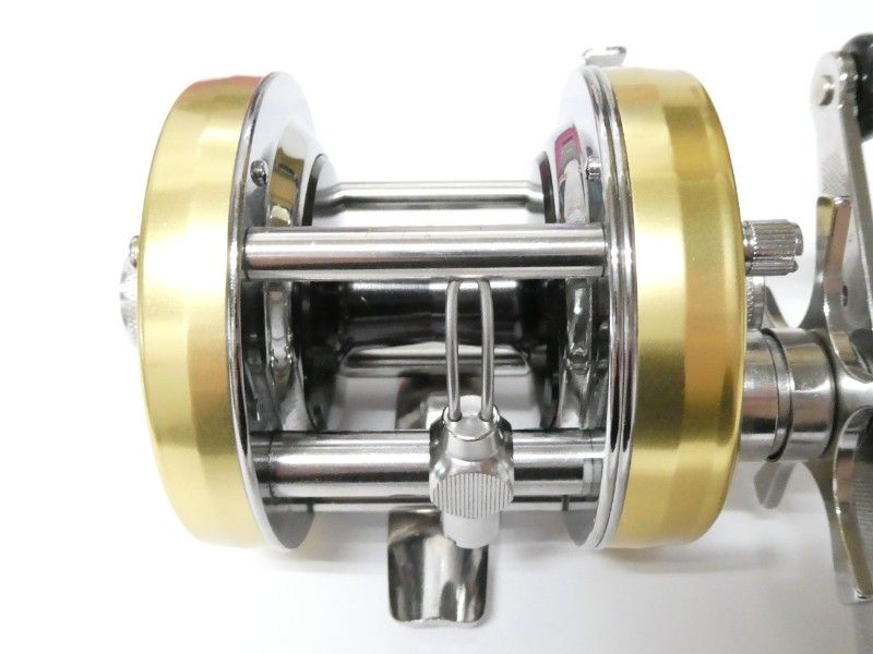 アブガルシア アンバサダー 5501CS ロケット 02-8209230022