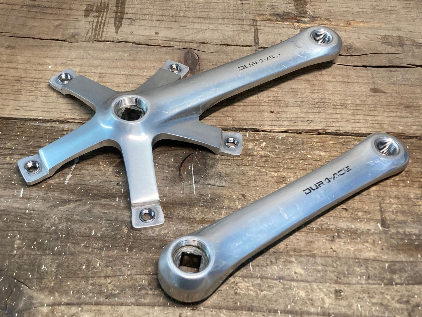 IP828 シマノ SHIMANO デュラエース DURA-ACE FC-7600 クランクアームセット 165mmPCD144 NJS ピスト トラック用