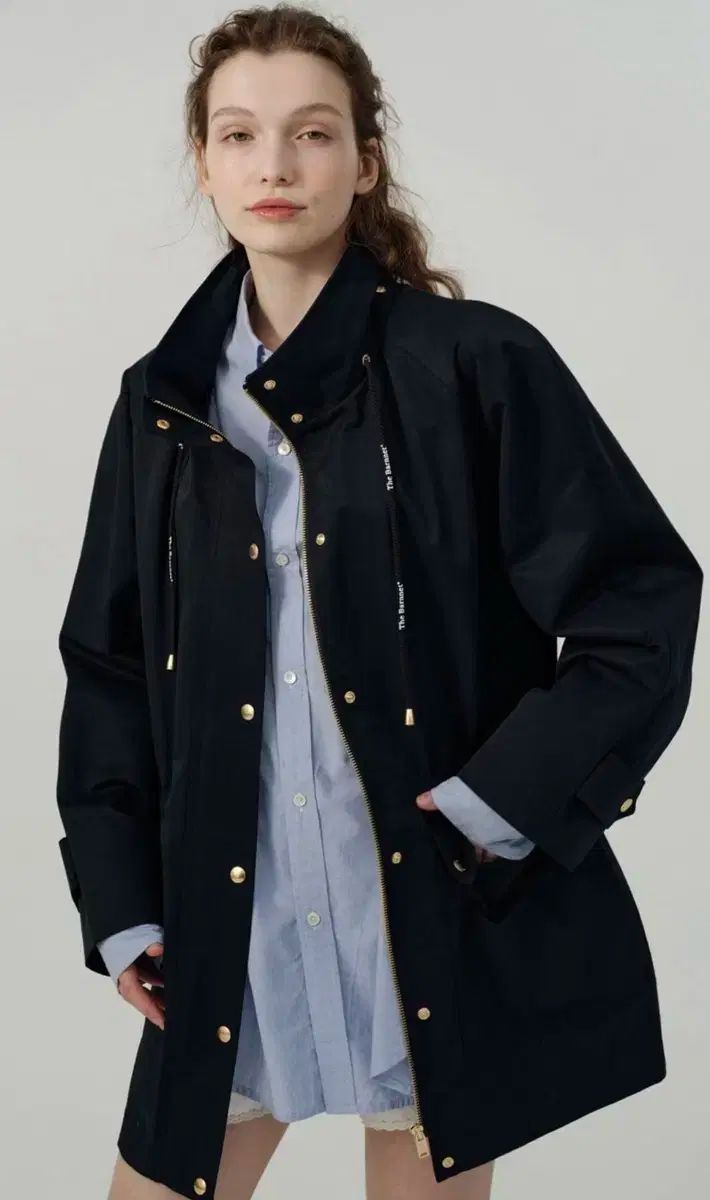 460 【美品】 レオナール デニムジャケット L相当 金ボタン シルク 紺ブレ 美品】 レオナール デニムジャケット L相当 金ボタン シルク100