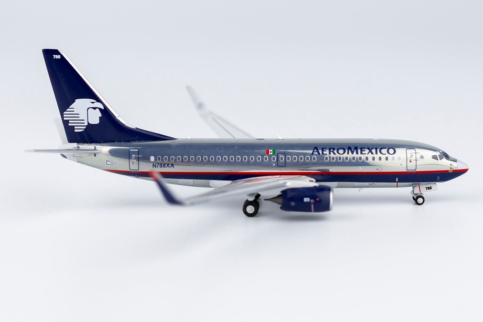 アエロメヒコ航空 737-700