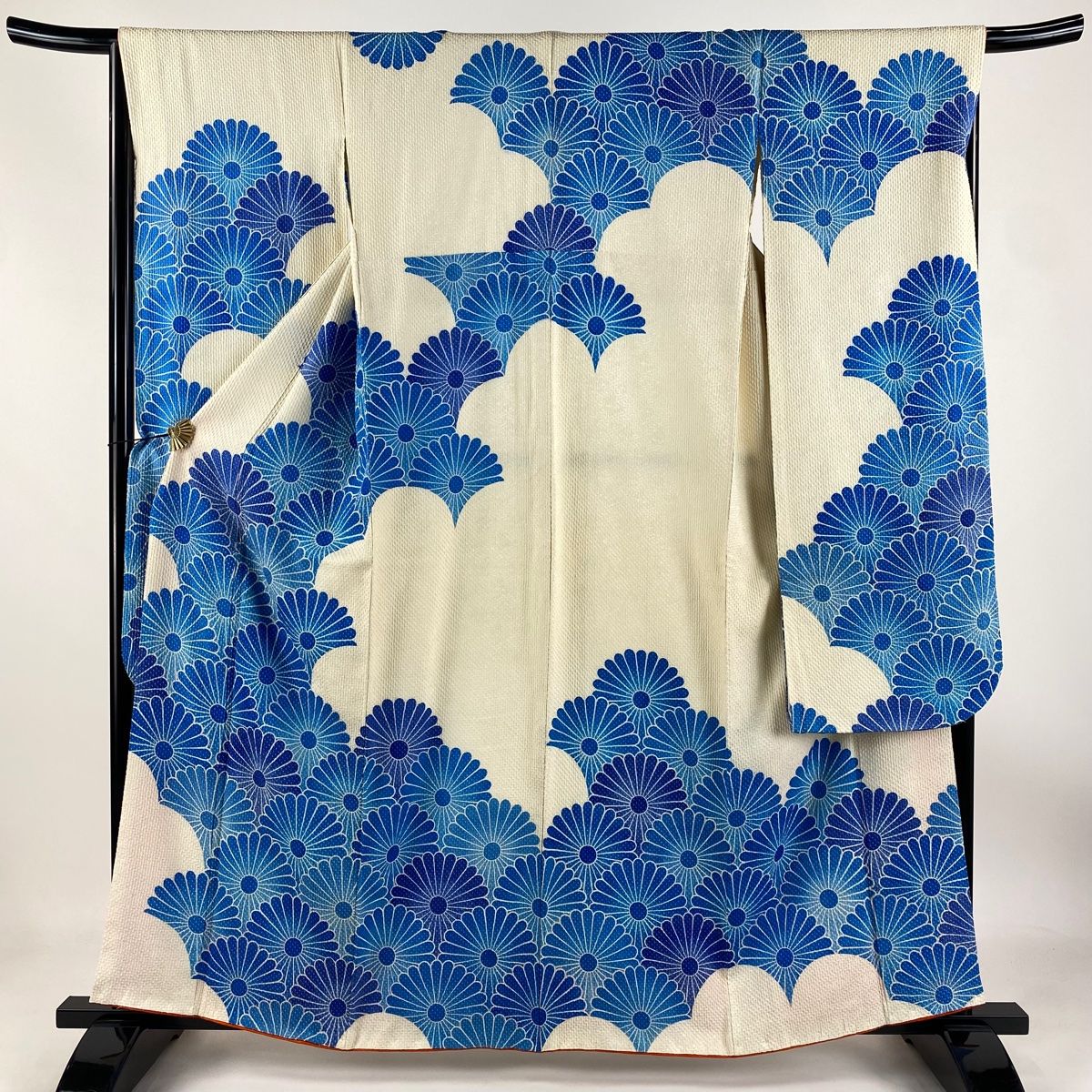 振袖 身丈159cm 裄丈66cm M 袷 菊 総絞り クリーム 正絹 秀品