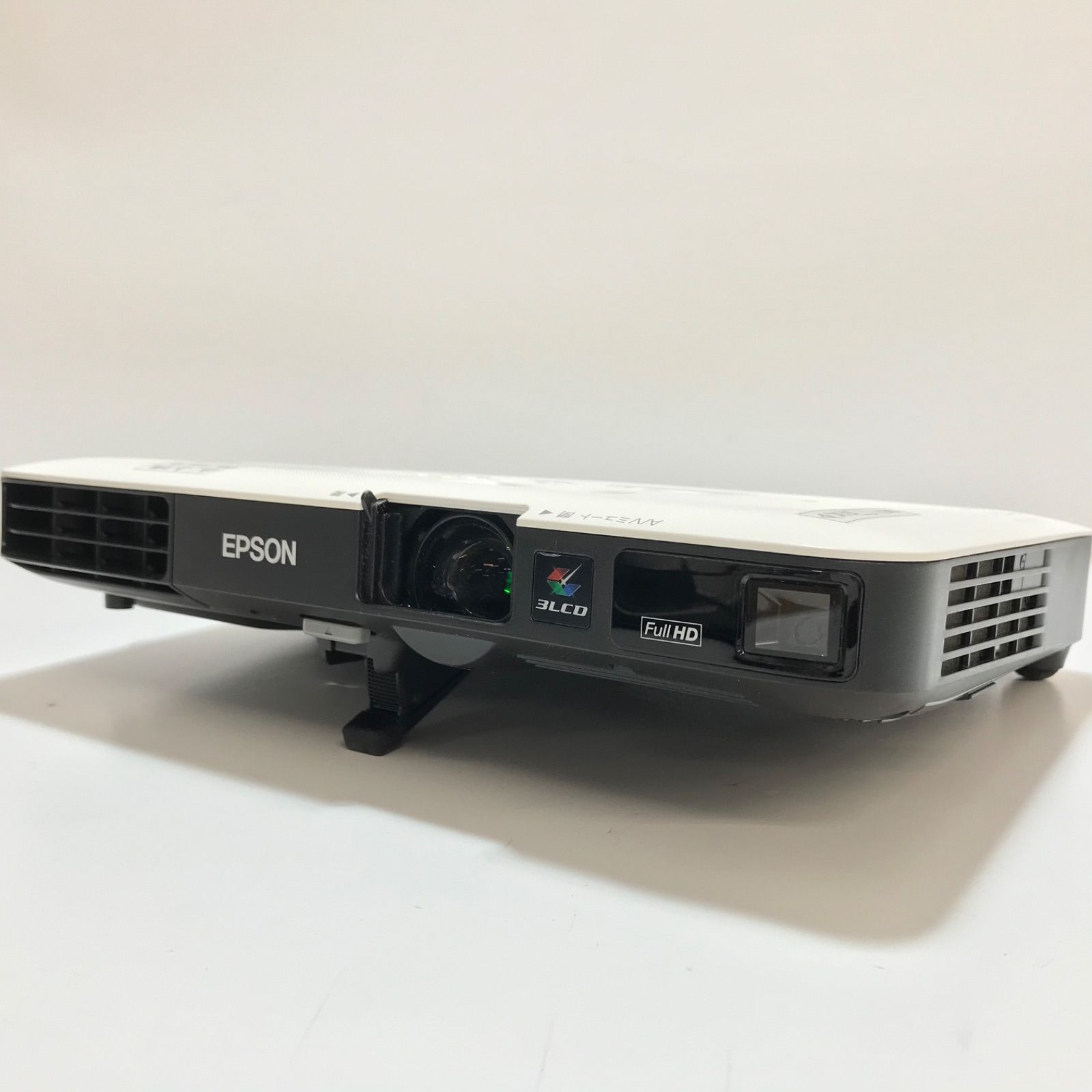 中古 EPSON ビジネスプロジェクター  モバイルモデル EB-1795F