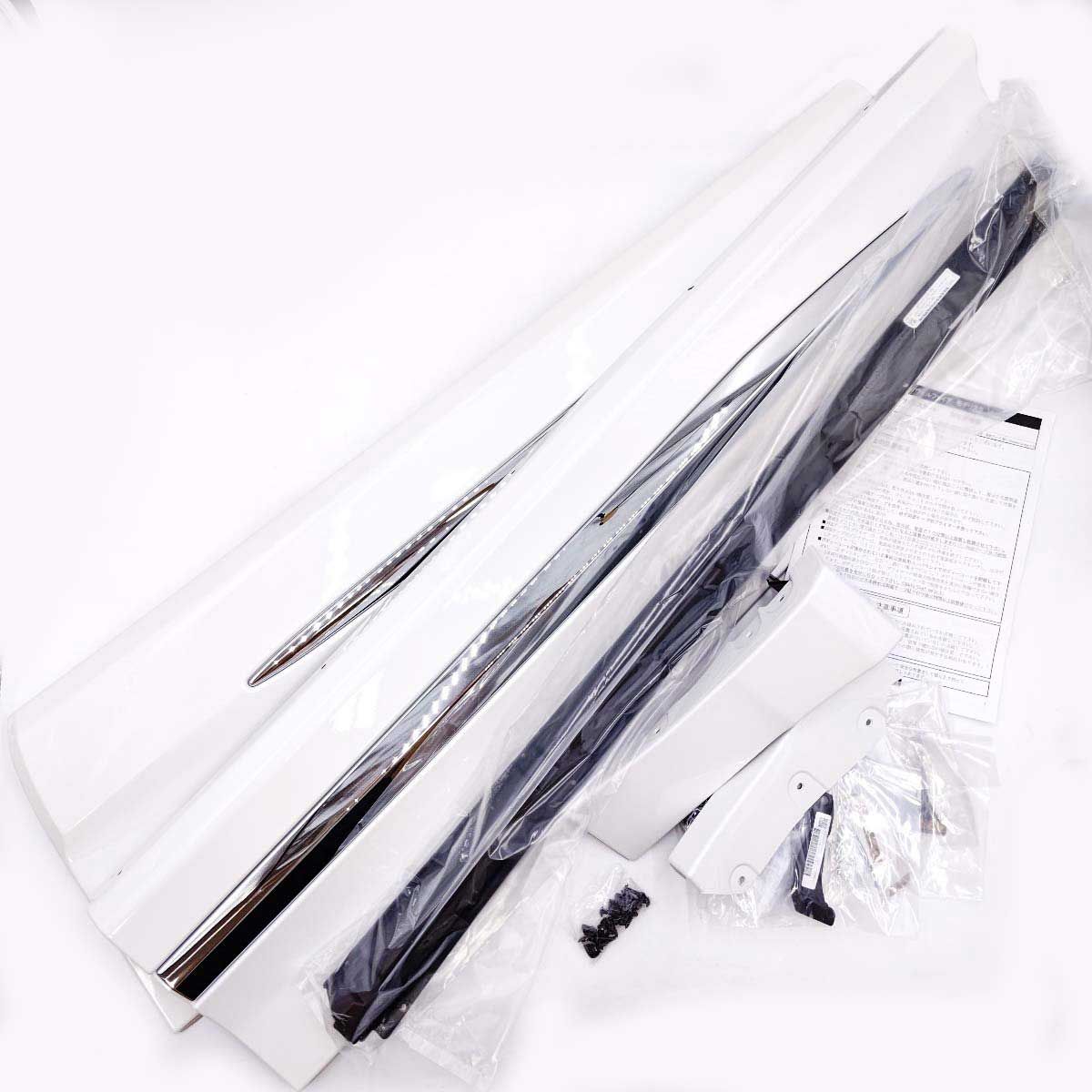 未使用】モデリスタ アルファード30 前期用 サイドスカート 右側