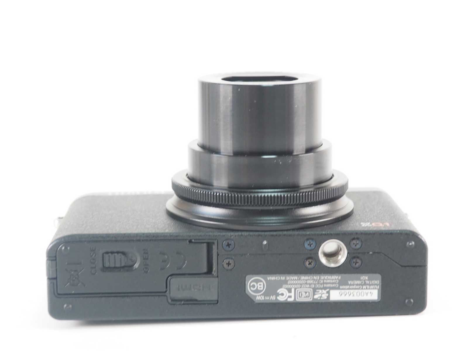 FUJI FILM XQ1 富士フィルム Fujifilm XQ1 X Series 12.0MP Compact