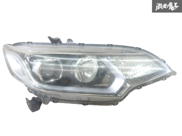 点灯OK!!】ホンダ 純正 GK3 GK4 フィット HID ヘッドライト 点灯OK!!】ホンダ 純正 GK3 GK4 フィット HID ヘッドライト