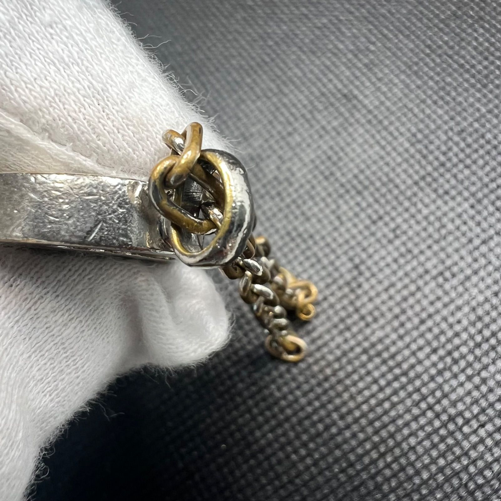 Cartier カルティエ キーホルダー キーリング ロゴ シルバー - メルカリ