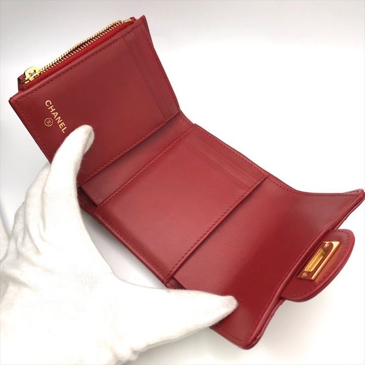 良品 CHANEL シャネル 2.55 マトラッセ コンパクト ウォレット