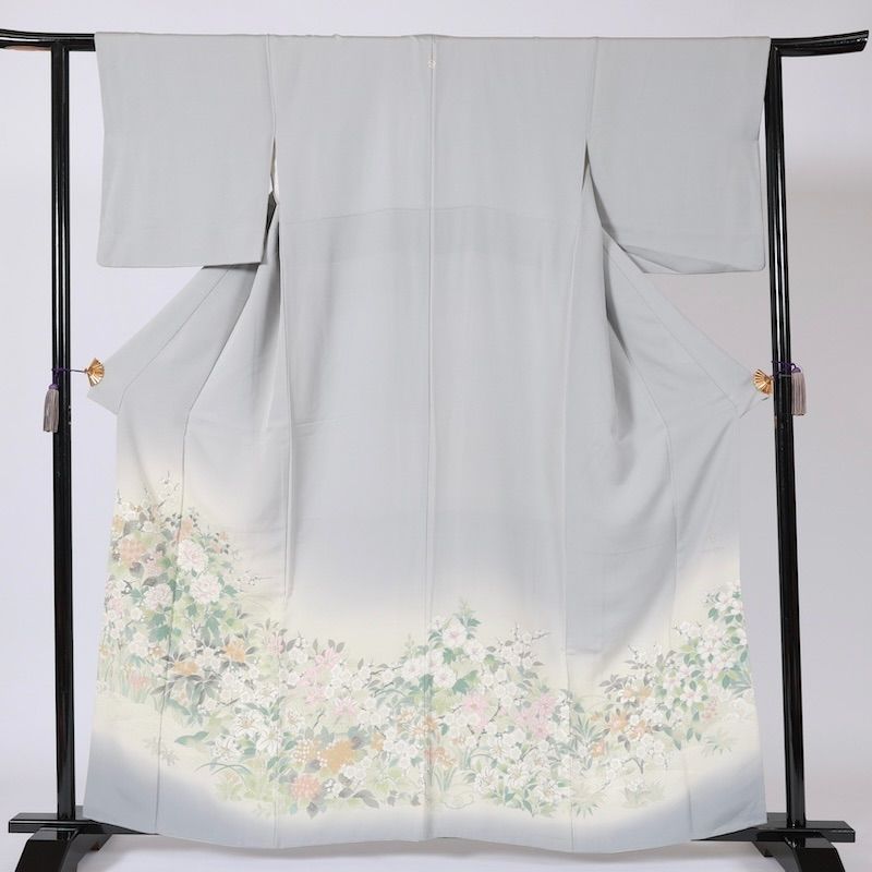 着物　色留袖　君島一郎　グレー　五瓜ニ桔梗　百花繚乱　刺繍　/B08 メルカリ