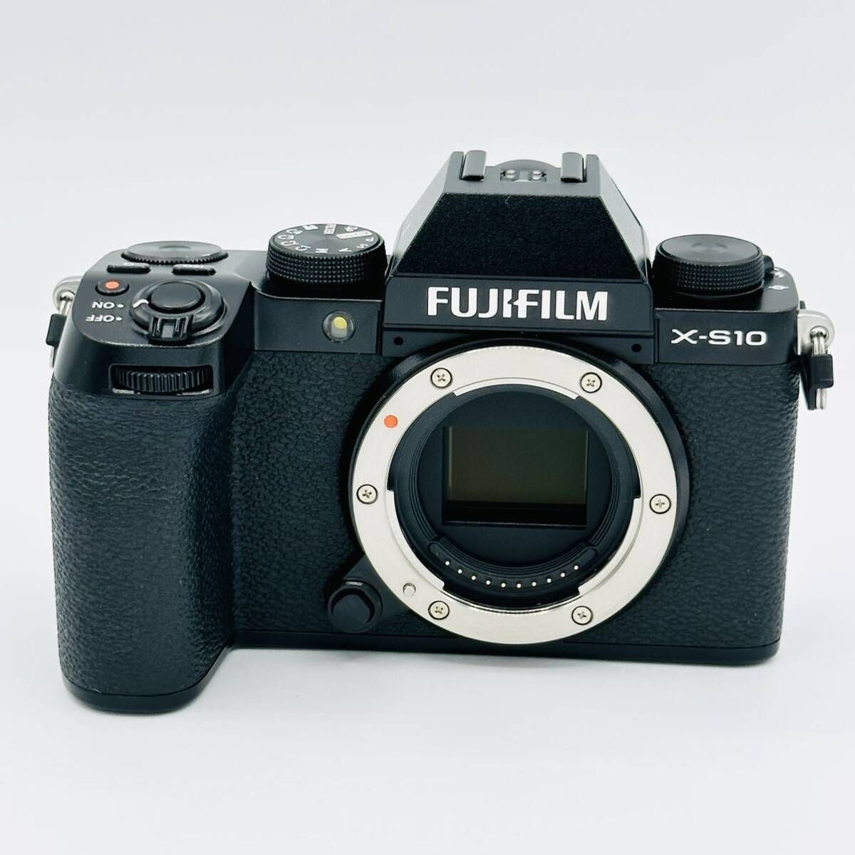 ほぼ新 7ショット】富士フイルム(FUJIFILM) ミラーレスデジタルカメラ X-S10 ボディ F X-S10 ブラック - メルカリ