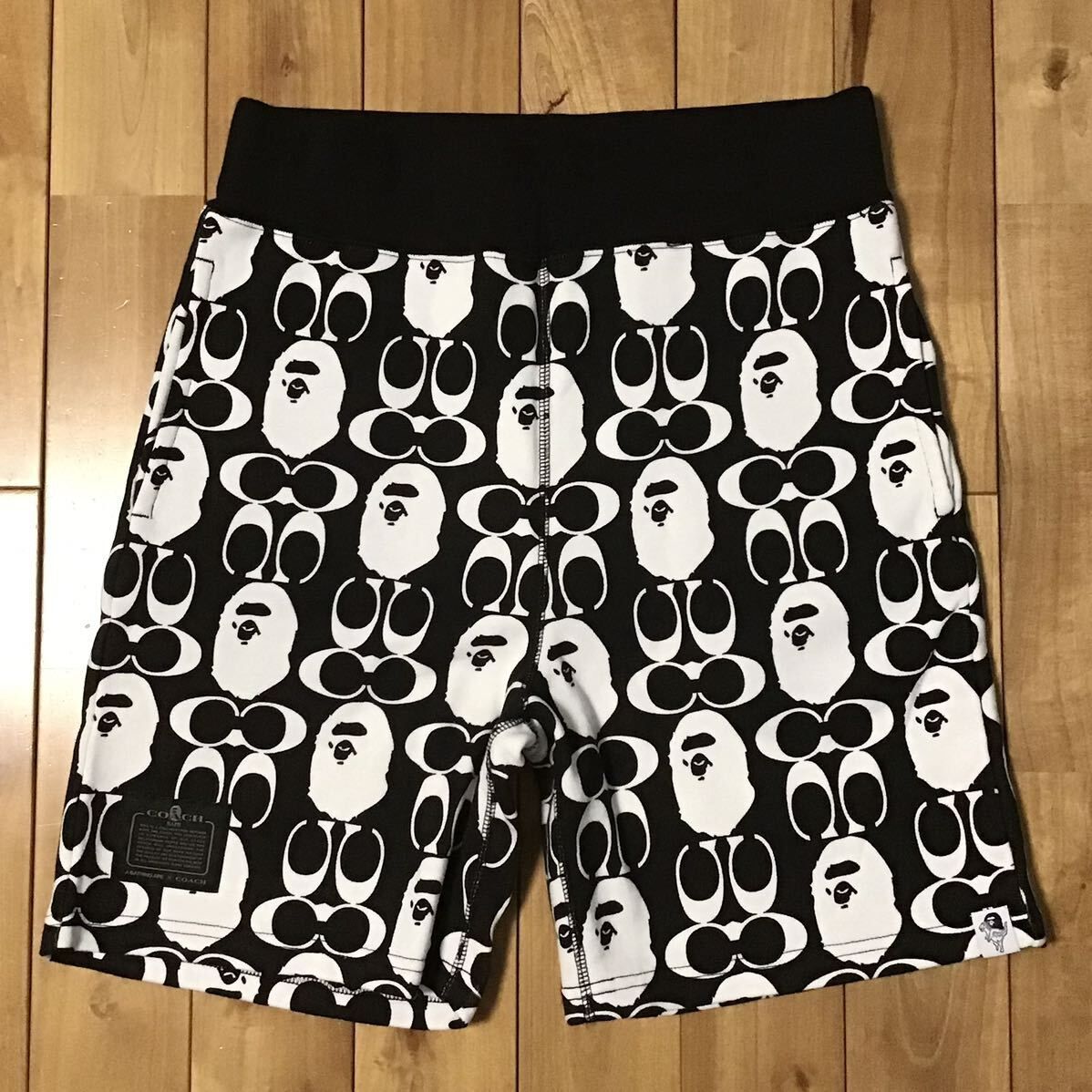 ☆新品☆ COACH × BAPE スウェット ハーフパンツ Sサイズ a bathing ape sweat shorts エイプ ベイプ アベイシングエイプ  コーチ - メルカリ