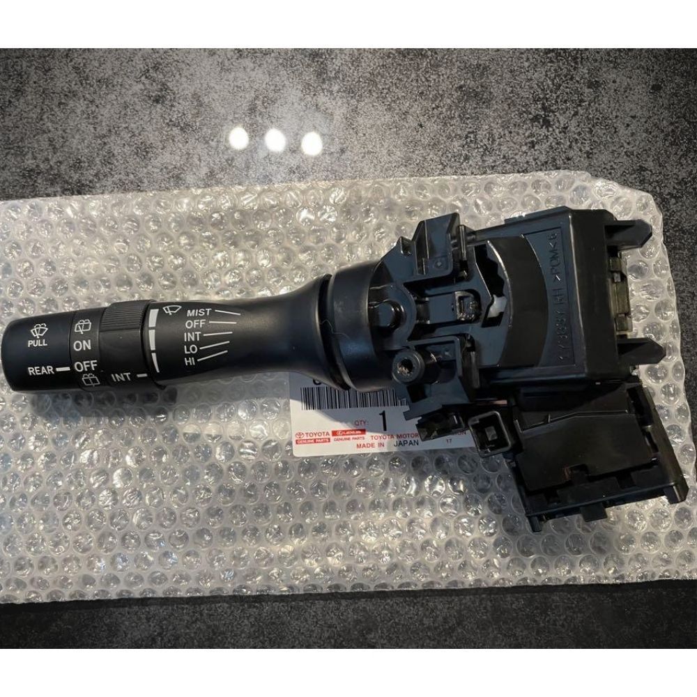 トヨタ 純正 TOYOTA 正規 コンビネーション スイッチ ウィンドシールド ワイパー リレー付 ポルテ NCP14 NSP140 ヴィッツ XP130 パーツ エンジン タイヤ カスタム