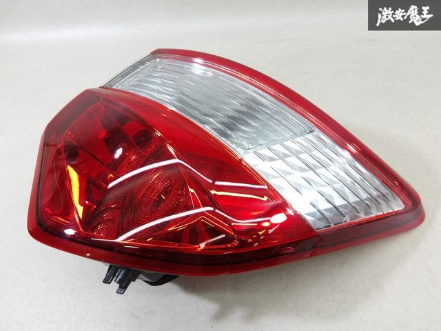 割れ無し!!】トヨタ 純正 KSP130 ヴィッツ 後期 テール テールライト