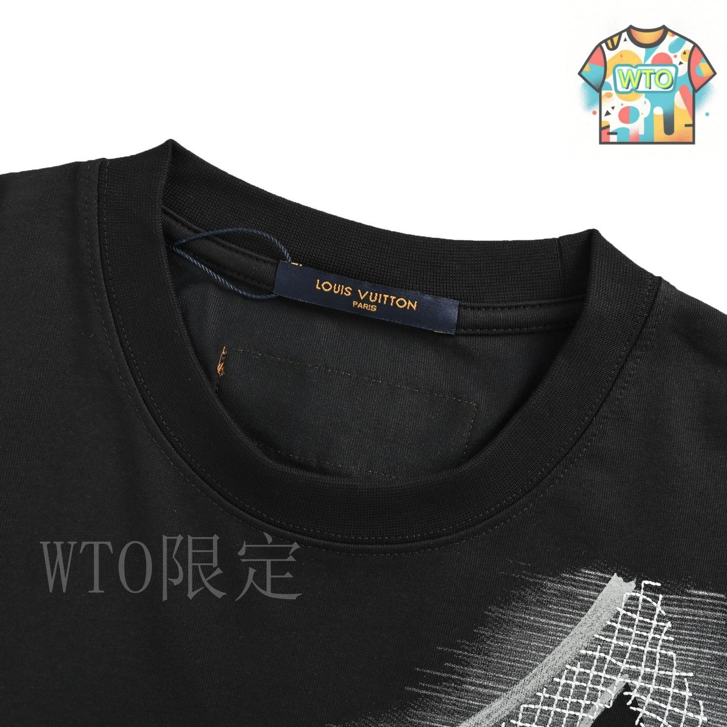 LOUIS VUITTON モノグラム刺繍 ハーフスリーブブラウス 今日特価】Louis Vuitton 25ss 鉛筆手描き大ロゴモノグラム刺繍
