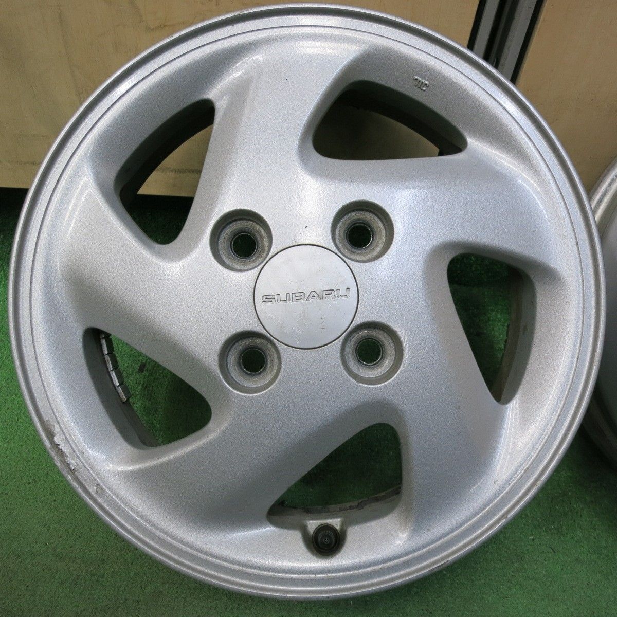 4本価格 スバル プレオ 純正 ホイール 13インチ 13×4.00B PCD100 4H 5042318SYホ