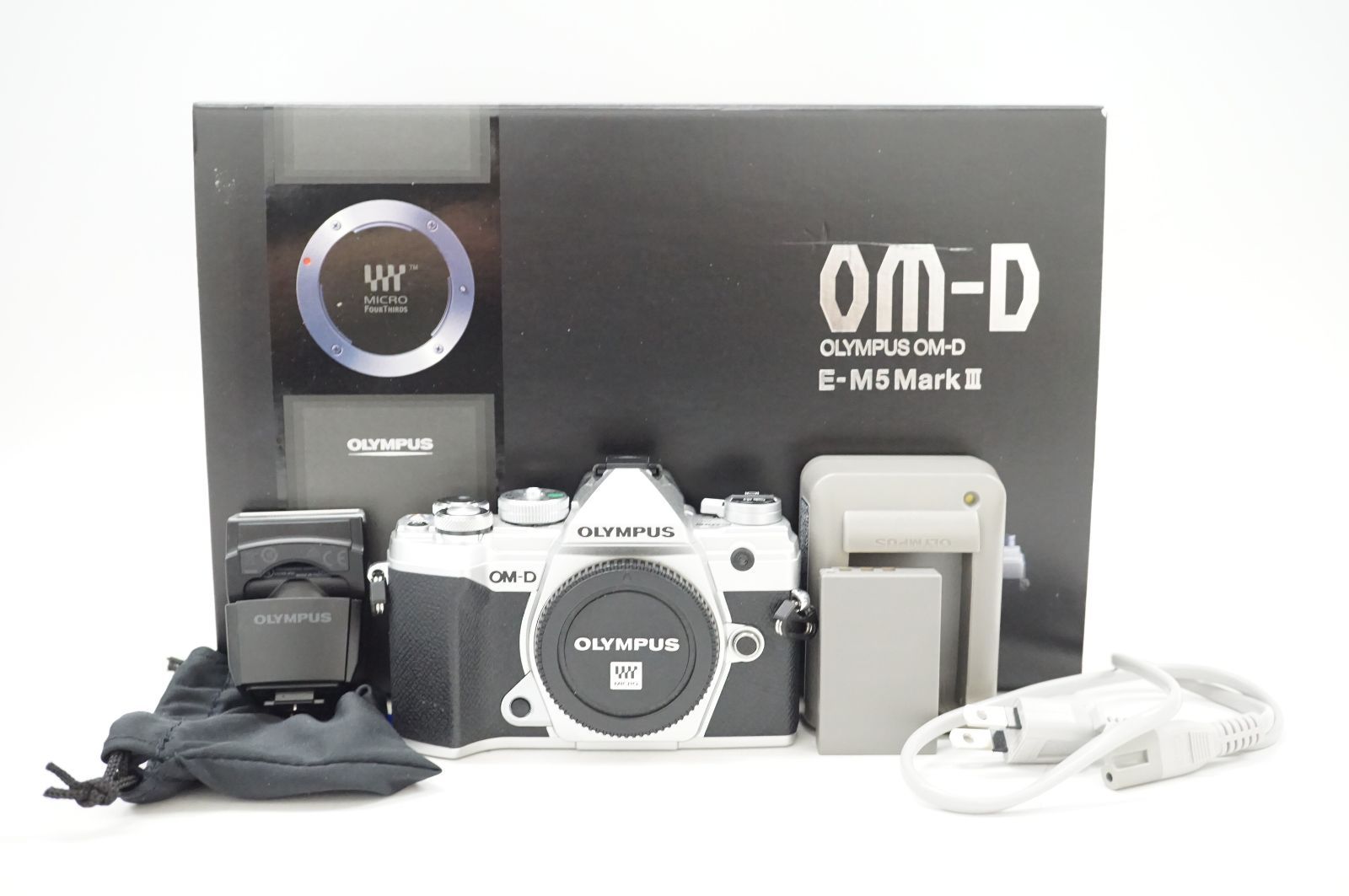 C171714-1)OLYMPUS OM-D E-M5 Mark III ミラーレス一眼レフ ボディー 