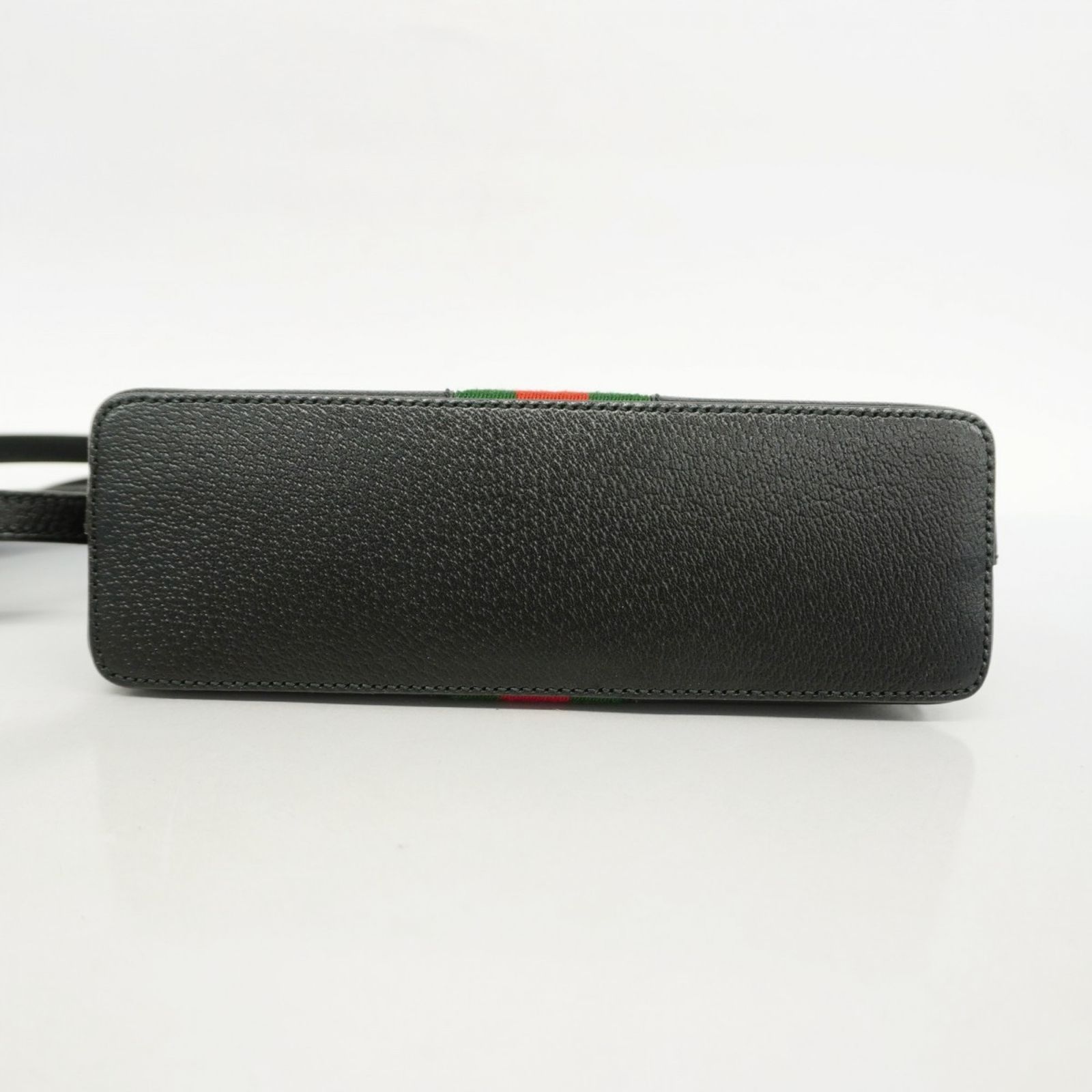 Gucci グッチ