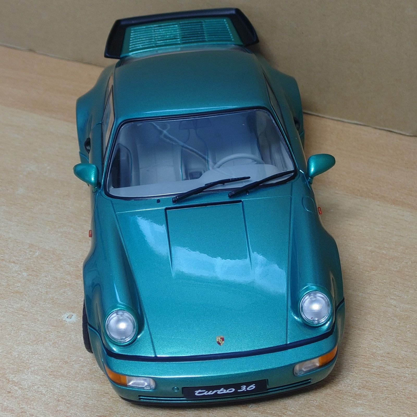 1/18 ポルシェ 964 ターボ 1991 グリーン Porsche ソリド製 - メルカリ